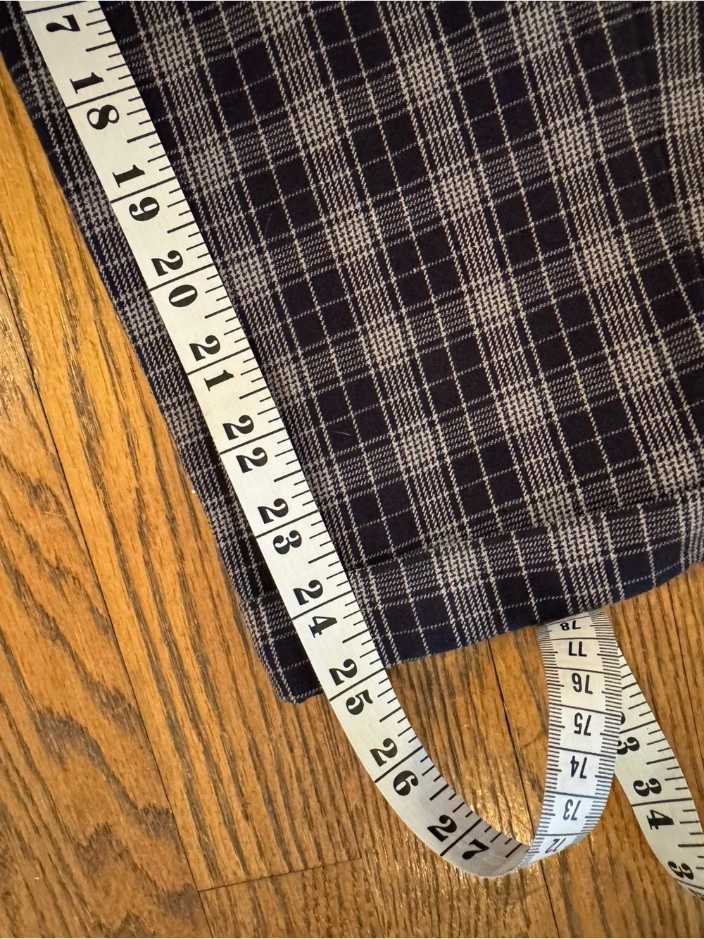 Banana Republic Navy & Cream  Plaid Slim Ankle Pants